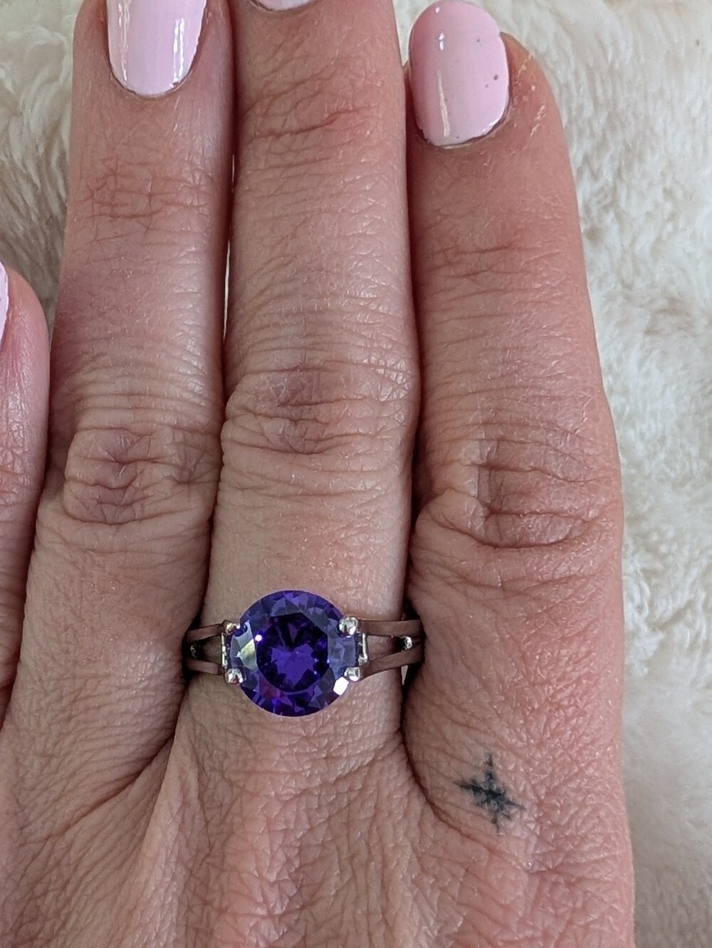 925 Sterling Silver Purple CZ Solitaire Ring Size 9 Statement Cocktail